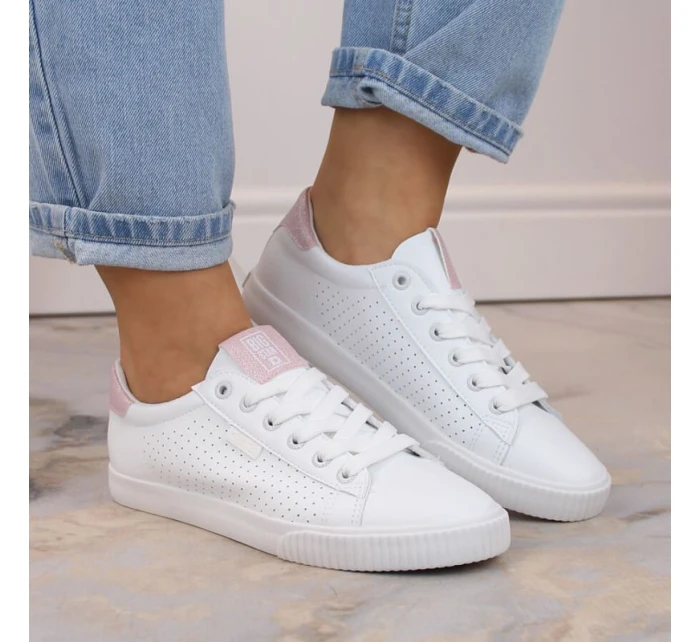 W model 20773180 Bílé nízké tenisky - Big Star