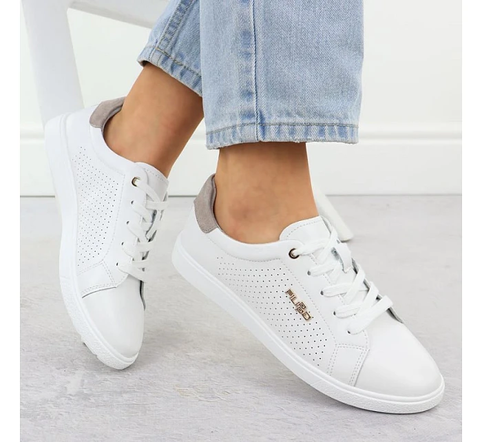 Filippo bílá kožená sportovní polobotka DP6738 Filippo bílá kožená sportovní polobotka DP6738