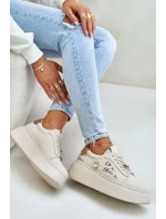 Kožené Dámské Tenisky Na Platformě S Odznaky A Nápisem Vinceza Béžové Kožené Dámské Tenisky Na Platformě S Odznaky A Nápisem Vinceza Béžové