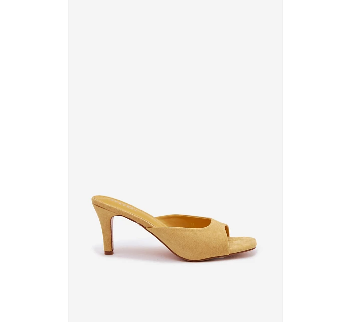 Dámské pantofle na podpatku Žluté model 22092050 - Boto