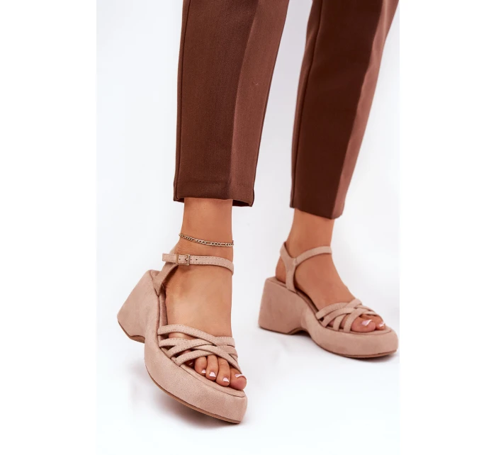 Sandály Na Platformě A Klínu Z Eko Semiše Béžové model 21687608 - Boto Sandály Na Platformě A Klínu Z Eko Semiše Béžové model 21687608 - Boto