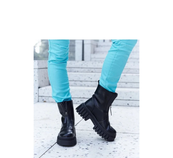 Boty model 204614 Solea Boty model 204614 Solea