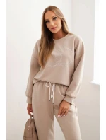 Dámský komplet z viskózy s ozdobným motivem a kalhotami béžový Dámský komplet z viskózy s ozdobným motivem a kalhotami béžový