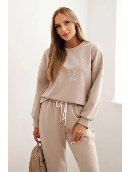 Dámský komplet z viskózy s ozdobným motivem a kalhotami béžový Dámský komplet z viskózy s ozdobným motivem a kalhotami béžový