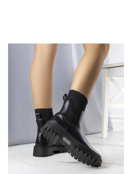 Boty model 205880 Solea Boty model 205880 Solea