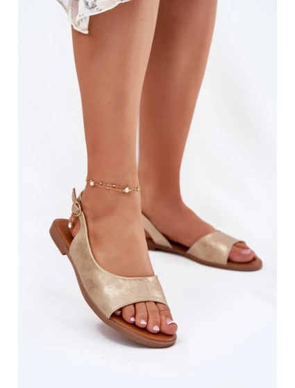 Dámské Sandály Na Plochém Podpatku Zlaté model 21698451 - EVENTO Dámské Sandály Na Plochém Podpatku Zlaté model 21698451 - EVENTO