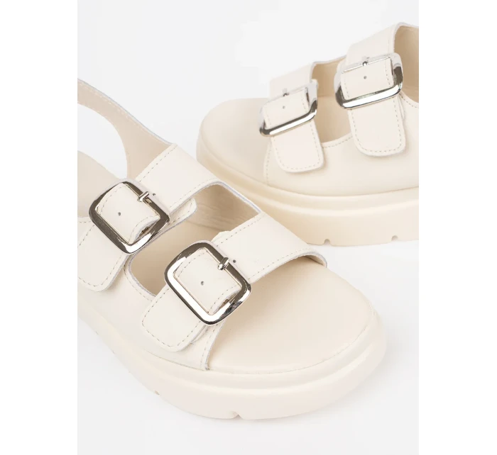 Klasické hnědé dámské  sandály platforma