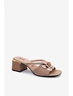 Klapky na podpatku model 228378 Step in style Klapky na podpatku model 228378 Step in style