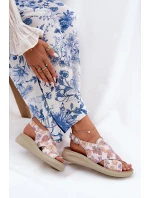 Dámské sandály z eko kůže s květinami multikolor Tosmelia Dámské sandály z eko kůže s květinami multikolor Tosmelia