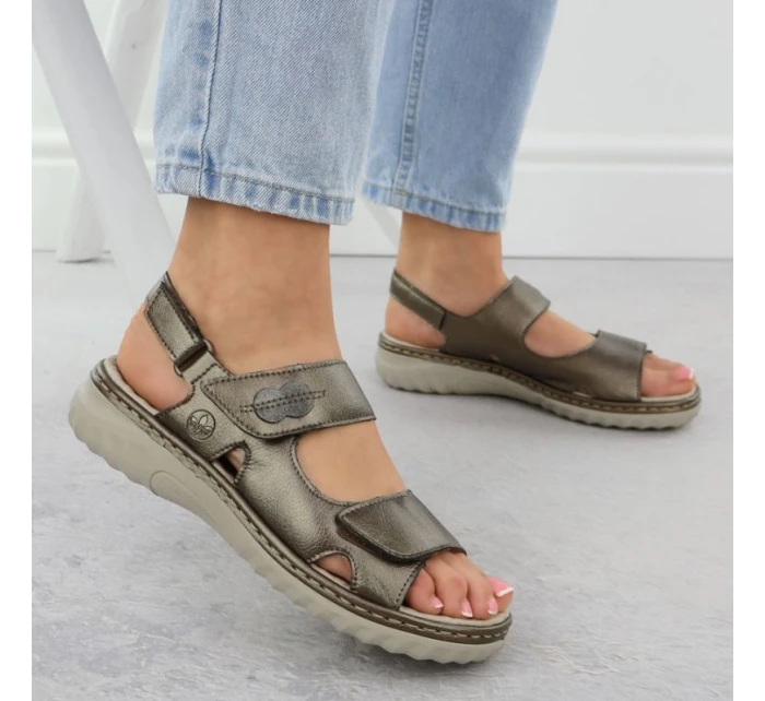 Dámské kožené hnědé sandály model 21904849 na suchý zip - Rieker Dámské kožené hnědé sandály model 21904849 na suchý zip - Rieker