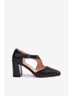 Kožené Lodičky Na Podpatku S Přezkou model 21691328 Černé - VINCEZA