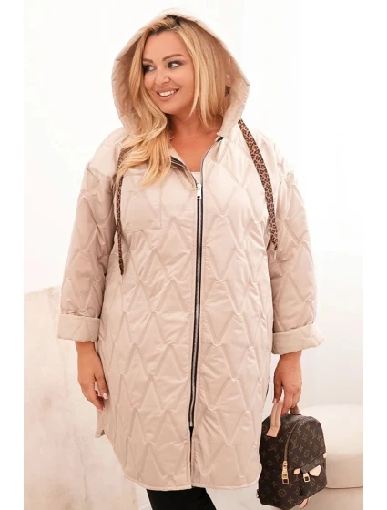 Dámská bunda Plus Size prošívaná s kapucí a nápisem model 21229243 tmavě béžová - K-Fashion