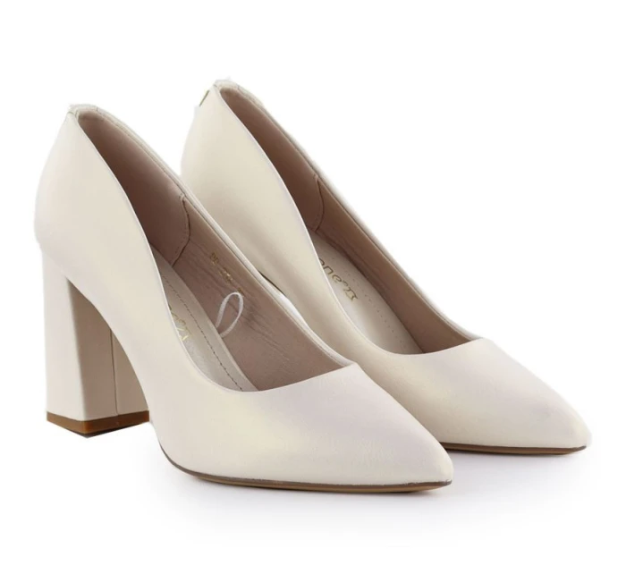 Béžové lodičky Sergio  s  podpatkem model 21906163 - LEONE