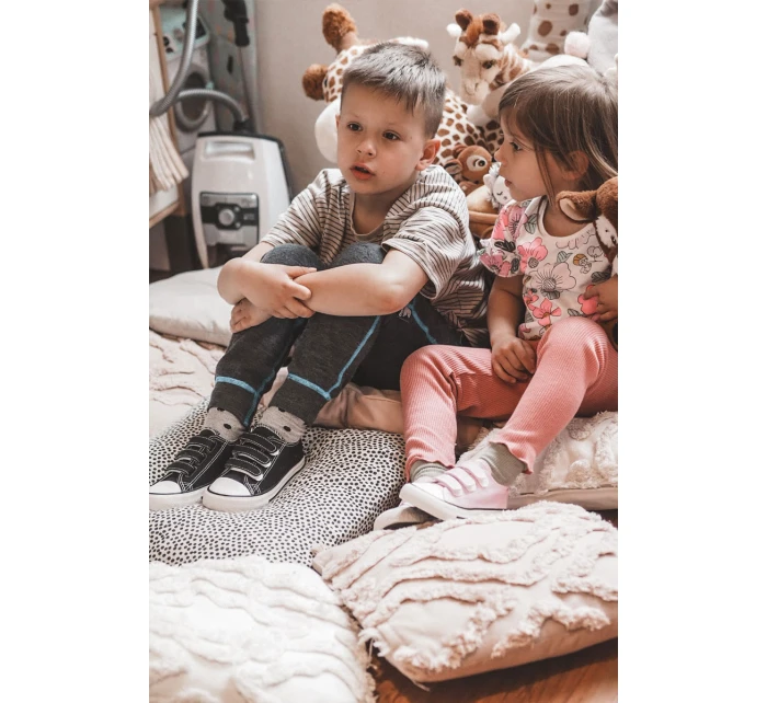 Dětské tenisky na suchý zip Černá Bernie Dětské tenisky na suchý zip Černá Bernie