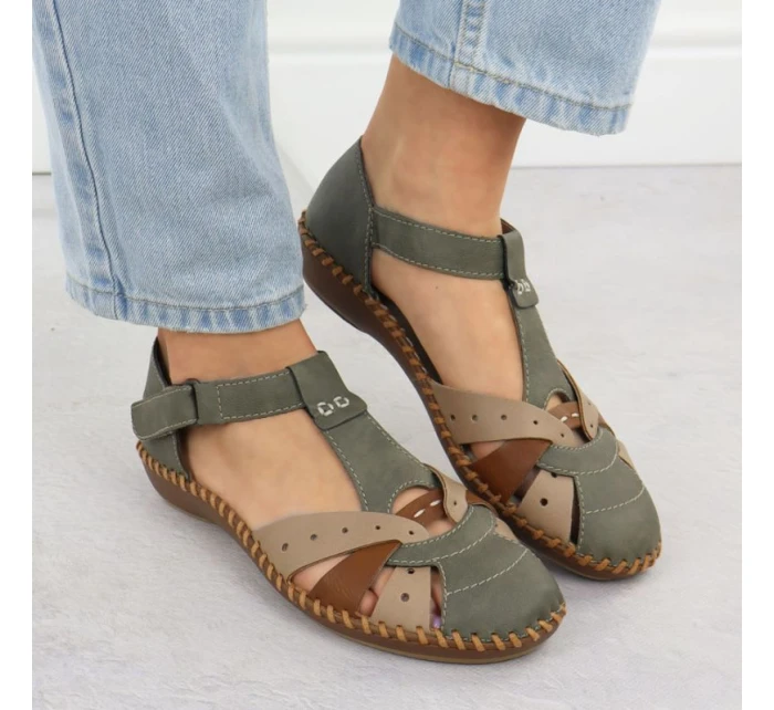 Sandały damskie komfortowe na rzepy zabudowane palce zielone Rieker M1655-54