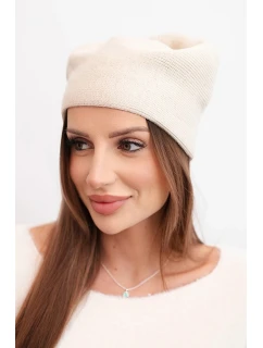 Dámská klasická hladká vlněná čepice beanie K420 béžová