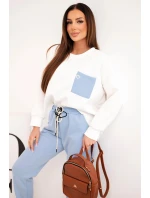 Dámský komplet máslový s kontrastní kapsou modrý Dámský komplet máslový s kontrastní kapsou modrý