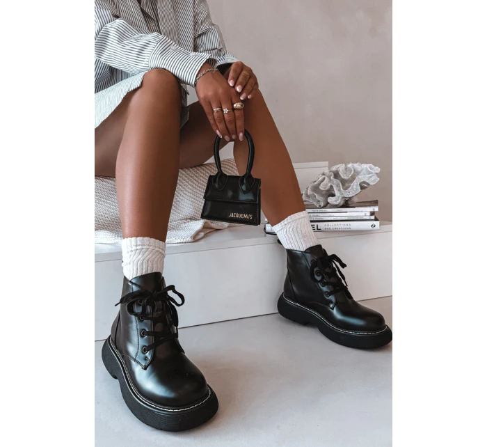 Dámské zateplené kotníkové boty na platformě s šněrováním Černé model 21935154 - Boto