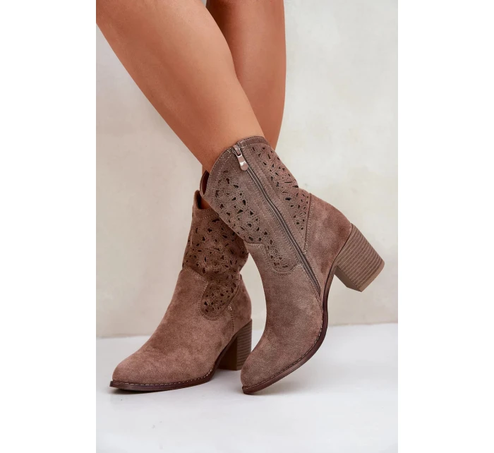 Dámské kožené kotníkové boty ve western stylu na podpatku S.Barski – hnědé