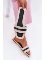 Ploché dámské sandály s páskem a přezkou béžové model 21689544 - Boto Ploché dámské sandály s páskem a přezkou béžové model 21689544 - Boto