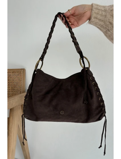 Dámská kožená semišová kabelka s ozdobným šněrováním Janelis – čokoládová