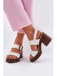 Sandály na podpatku  model 213008 Step in style
