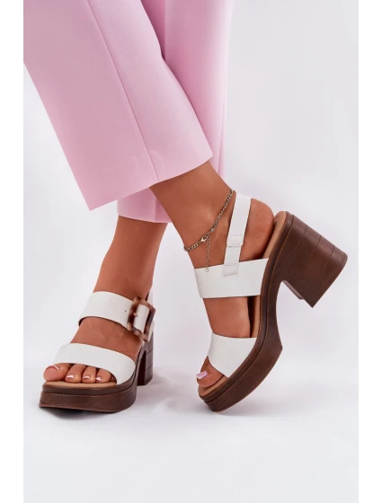 Sandály na podpatku  model 213008 Step in style