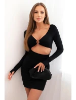 Dámské šaty s dlouhým rukávem a průstřihem v pase s ozdobným model 21086146 černý - K-Fashion