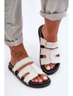 Dámské látkové sandály s lemovkou bílou model 21628614 - Boto Dámské látkové sandály s lemovkou bílou model 21628614 - Boto