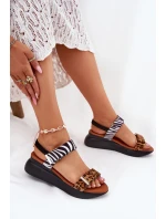 Dámské sandály na platformě a hnědé model 21698928 - Boto Dámské sandály na platformě a hnědé model 21698928 - Boto