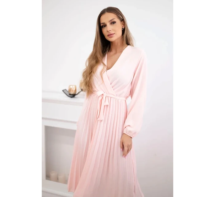 Šaty se svázaným plisovaným lemem pudrově růžová