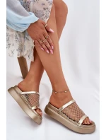 Zdobené dámské sandály na platformě se síťkou S.Barski MY51-016 zlaté Zdobené dámské sandály na platformě se síťkou S.Barski MY51-016 zlaté