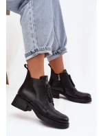 Dámské kožené kotníkové boty na podpatku s ozdobou D&A – černé Dámské kožené kotníkové boty na podpatku s ozdobou D&A – černé
