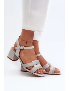 Dámské sandály na podpatku z ekologické kůže model 21657318 šedé - SERGIO LEONE