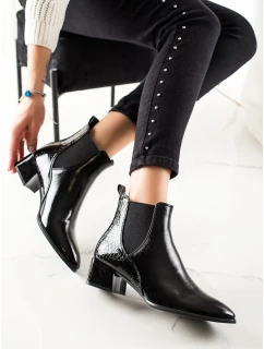 Klasické  kotníčkové boty dámské černé na širokém podpatku
