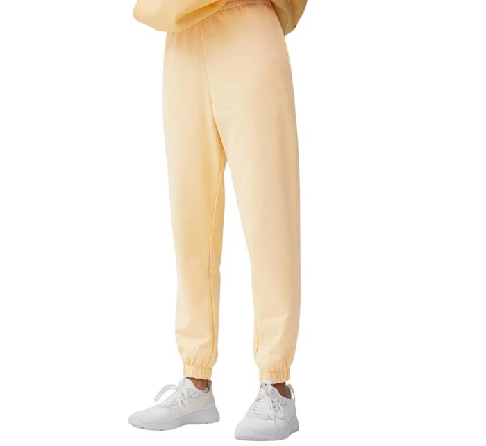 Dámské kalhoty W 4FSS23TTROF147 73S - 4F Dámské kalhoty W 4FSS23TTROF147 73S - 4F