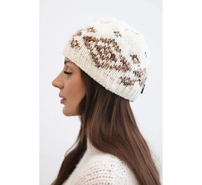 Dámská zimní vlněná čepice s ozdobnými krystalky K399 černá