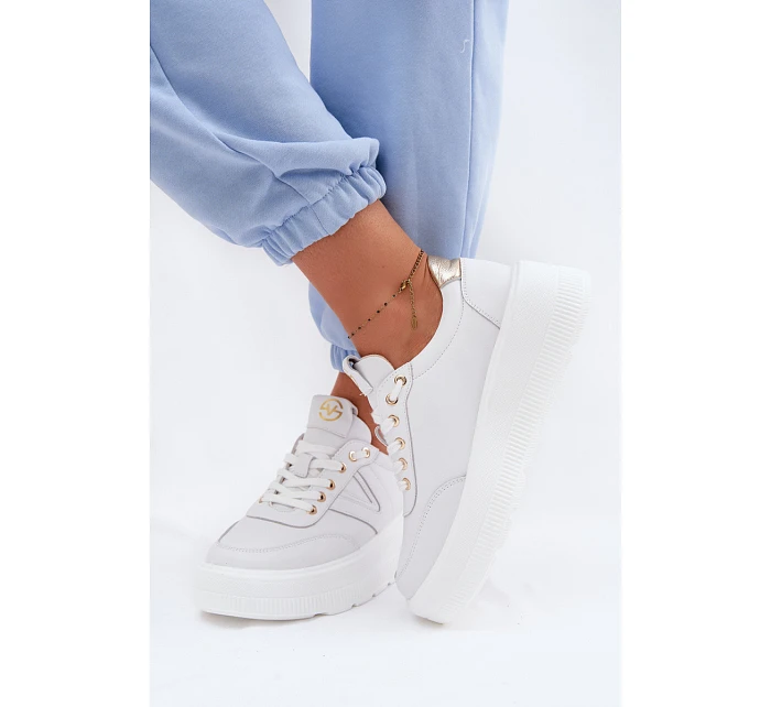 Kožené dámské tenisky na platformě model 22076967 bílé - VINCEZA Kožené dámské tenisky na platformě model 22076967 bílé - VINCEZA