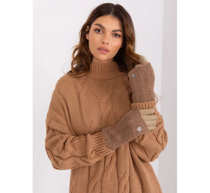 Rękawiczki AT RK model 19328268 ciemny bezowy - FPrice Rękawiczki AT RK model 19328268 ciemny bezowy - FPrice