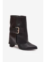 Zateplené boty na podpatku s ohrnutým svrškem a zlatou sponou černé model 21706572 - Boto Zateplené boty na podpatku s ohrnutým svrškem a zlatou sponou černé model 21706572 - Boto