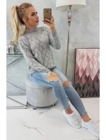 Svetr s polovičním rolákem a kosočtvercovým vzorem šedý