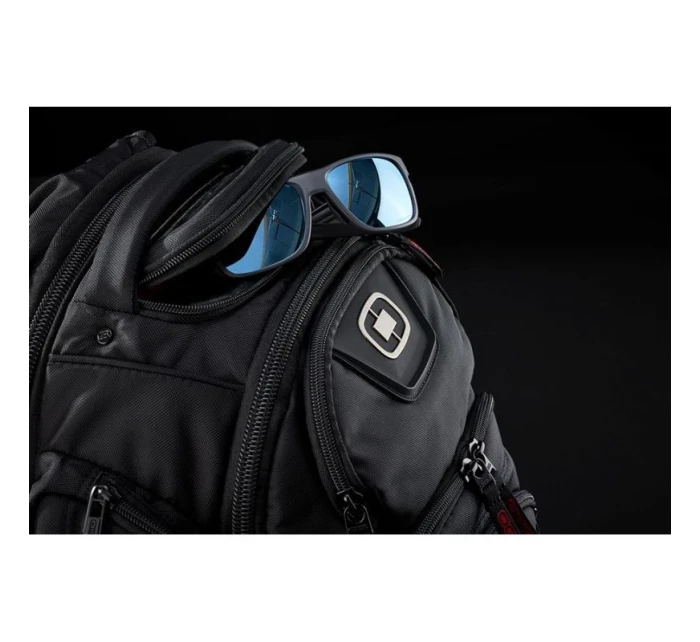 OGIO RENEGADE RSS BATOH GRAPHITE P/N: 111071_317 OGIO RENEGADE RSS BATOH GRAPHITE P/N: 111071_317
