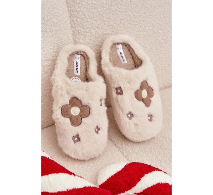 Kožešinové pantofle s květinami béžové Selinne Kožešinové pantofle s květinami béžové Selinne