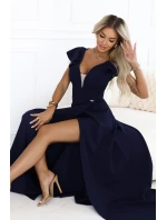 Elegantní maxi šaty s hlubokým výstřihem a rozparkem na nohou tmavě modré model 21861000 - numoco