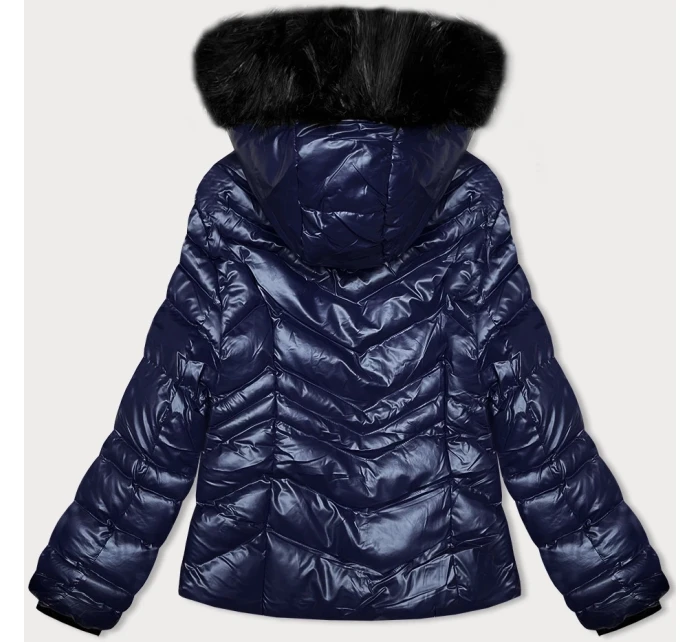 Krátká prošívaná dámská zimní bunda ve švestkové barvě s kapucí J Style (58M23068-4)