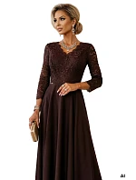 309-14 AMBER elegantní dlouhé krajkové šaty s výstřihem - čokoládové 309-14 AMBER elegantní dlouhé krajkové šaty s výstřihem - čokoládové