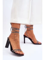 Elegantní vázané sandály s kamínky černé Nessy Elegantní vázané sandály s kamínky černé Nessy