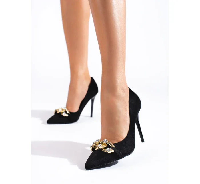 Pěkné  lodičky dámské černé na jehlovém podpatku