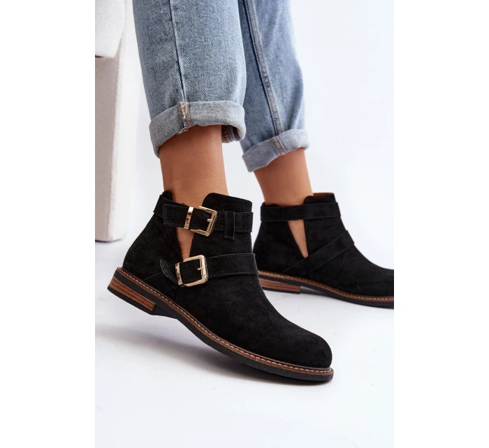 Dámské boty na ploché podrážce s pásky černé model 21647710 - Boto Dámské boty na ploché podrážce s pásky černé model 21647710 - Boto