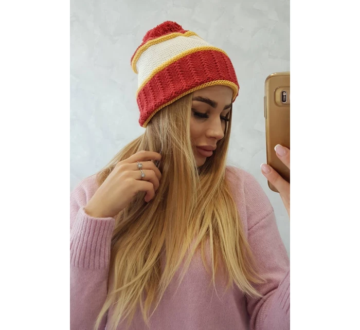 Dámská čepice Kinga K297 model 18751279 - K-Fashion Dámská čepice Kinga K297 model 18751279 - K-Fashion